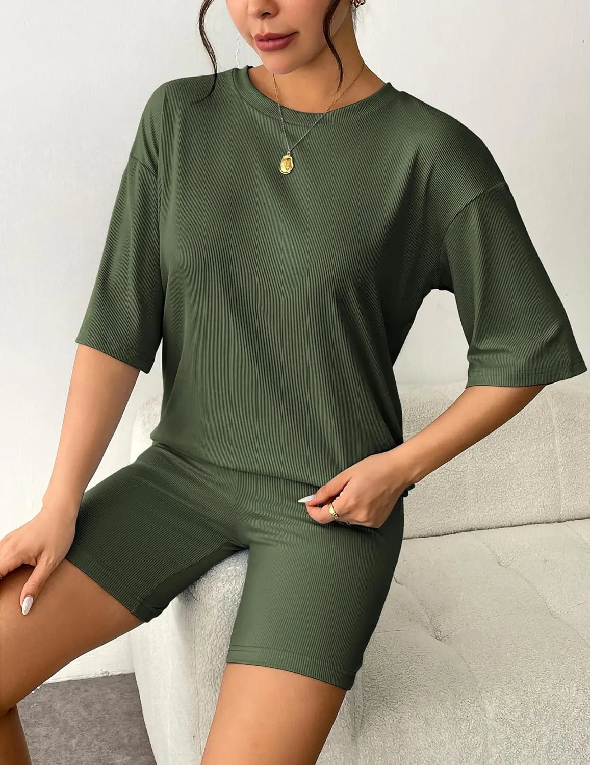 Ekouaer Womens Pajamas 2 Piece Lounge Sets Ribbed Knit Matching T-shirt Biker Shorts Outfits Sleepwear Loungewear