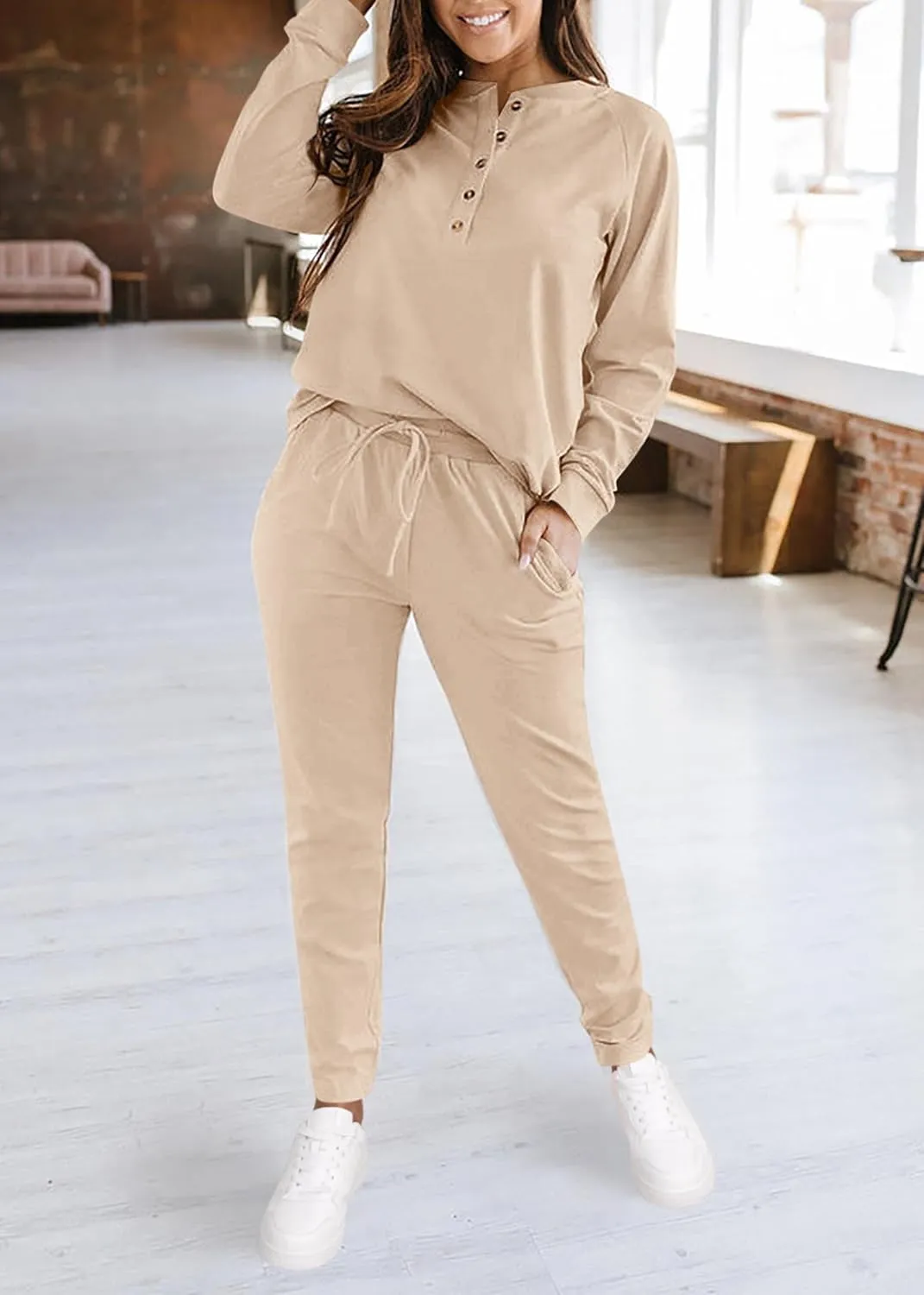 KIRUNDO Womens Sweatsuits 2 Piece Set 2025 Fall Winter Button Henley Sweatshirt Drawstring Pants Lounge Sets with Pockets