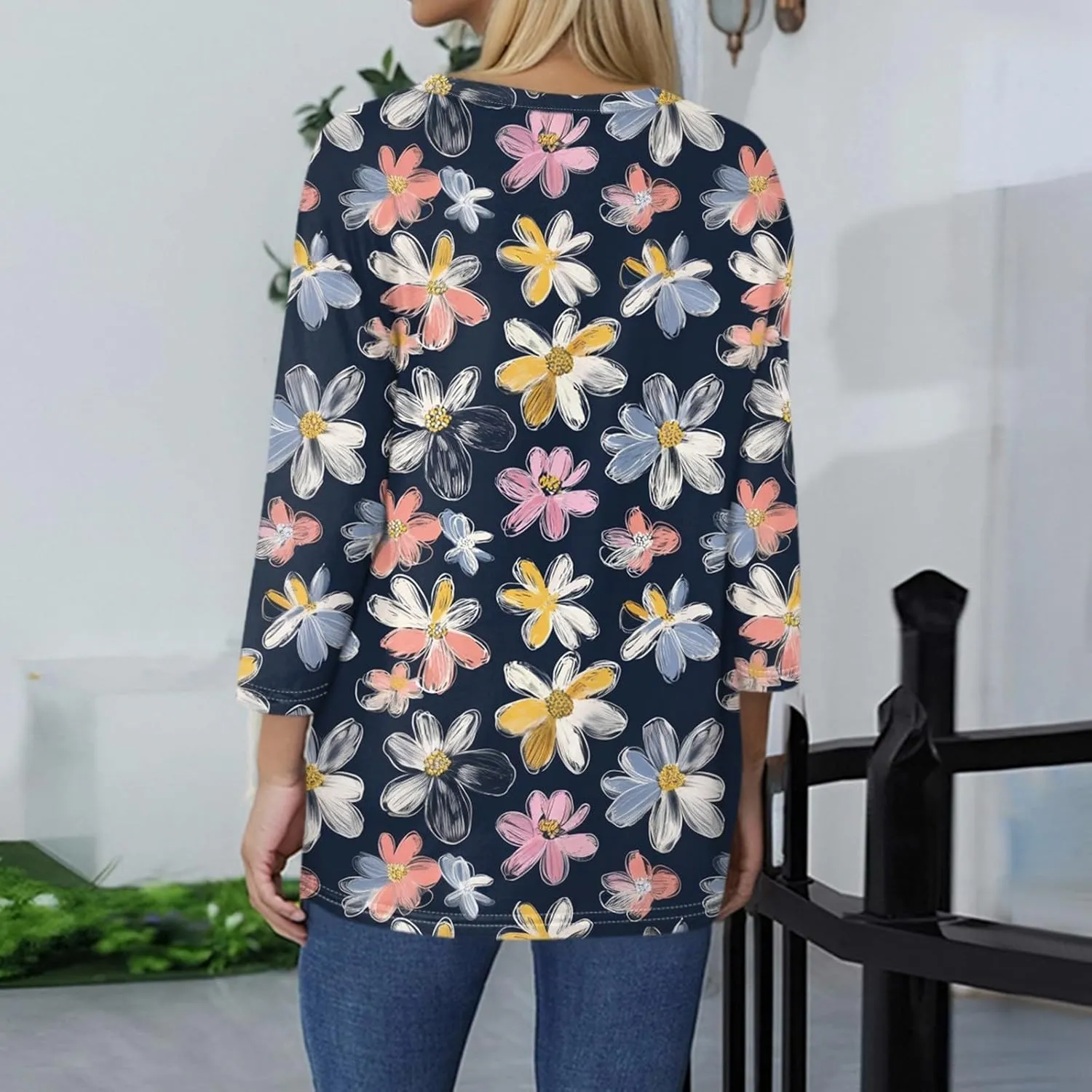 Women's Casual 3/4 Sleeve T-Shirts Round Neck Cute Tunic Tops Basic Tees Blouses Summer Fashion Tee Top